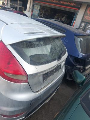 Fiesta Ford Bagaj Kapağı - Mert Oto Çıkma Parçalar