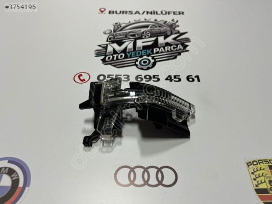 Orjinal Audi A3 Sol Ayna Sinyali - 8Y1949101A