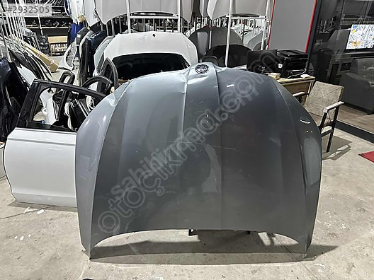 Skoda Süperb kaput