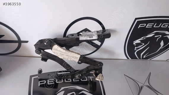 Peugeot 3008 Sağ Kaput Menteşesi - Opel GrandlandX 9814188880