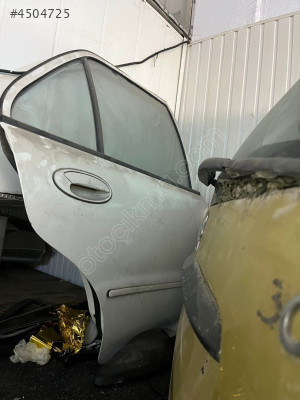 PROTON 416 SAĞ ARKA KAPI ÜÇEL OTO ÇIKMA BURSA