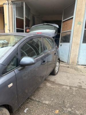 OPEL CORSA D SOL ÖN KAPI KONUK OTO