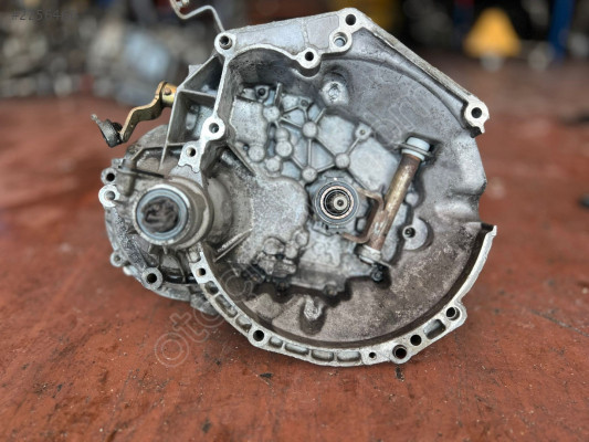 PEUGEOT 206 1.4 BENZİNLİ 5 İLERİ MANUEL ÇIKMA ŞANZIMAN