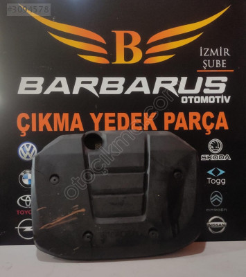 VOLVO XC40 MOTOR ÜST KAPAĞI 32257420