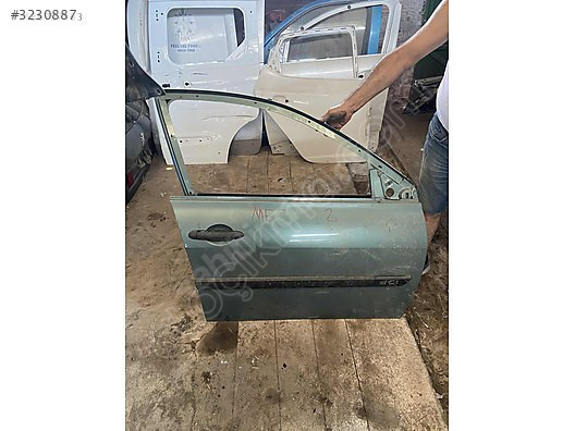 Renault megane 2 sağ ön kapı