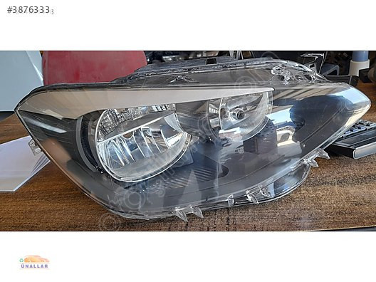 BMW 1 Serisi Sağ Far - Ünallar Oto Çıkma Yedek Parça