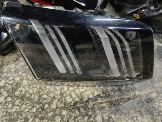 Peugeot 3008 sol arka bagaj stopu