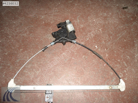 MAZDA 3 2005 ÇIKMA SOL ARKA CAM MOTORU