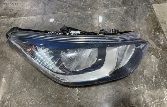 HYUNDAİ İ20 SAĞ FAR HATASIZ FAR EGE OTOMOTİV BURSA