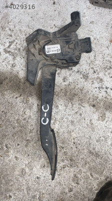 OPEL CORSA C GAZ PEDALI.OTO ERKAN ÜNYE