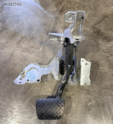 AUDİ A4 B9 FREN PEDALI EGE OTOMOTİV BURSA