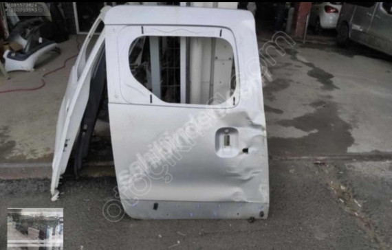 DACİA DOKKER SAĞ SÜRGÜLÜ KAPI ORJİNAL ÇIKMA