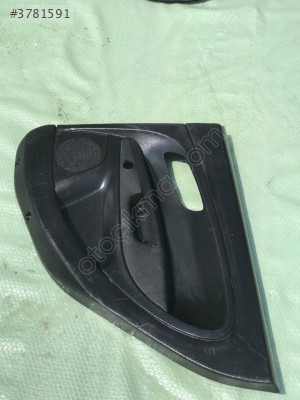 Fiat Linea Sağ Arka Kapı Döşemesi