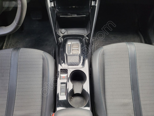 2023 Peugeot 2008 VİTES KONSOLU