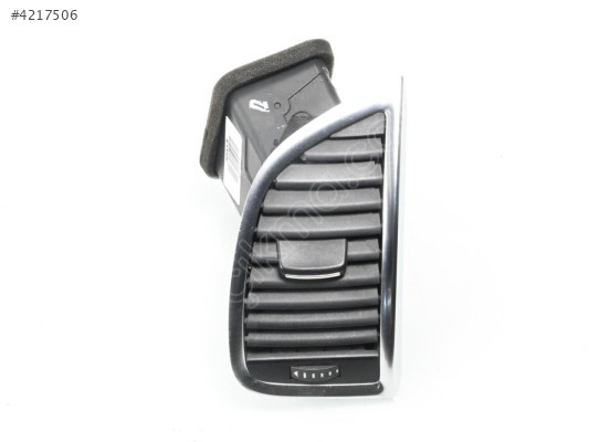 Audi Q7 Sağ Kalorifer Izgarası Üfleme Menfez Petek Orijinal