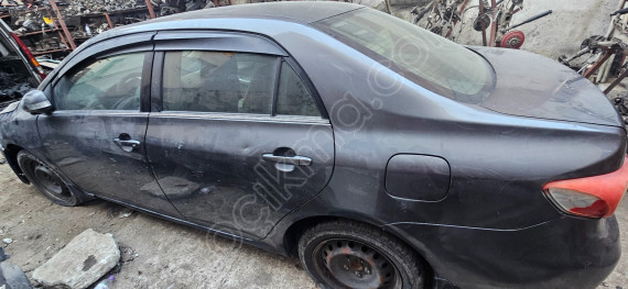 Toyota Corolla sol arka kapı