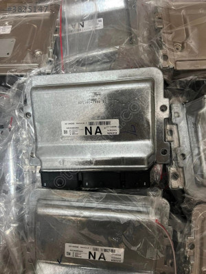Renault Clio V Taliant ECU 237104638S A3C0548530001 EMS3141