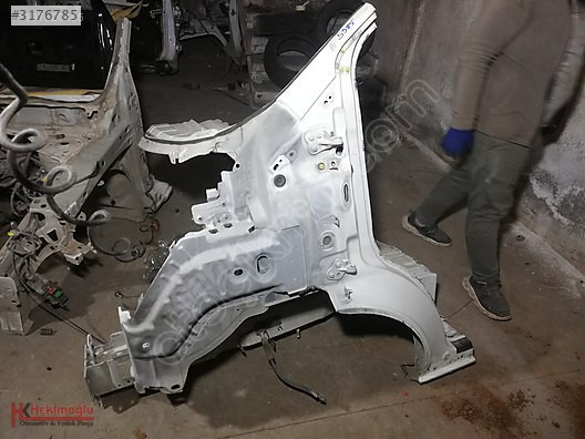 FORD TOURNEO CUSTOM SOL ÖN ÇEYREK KILIÇ SACI PODYE MARŞPİYEL ŞAS