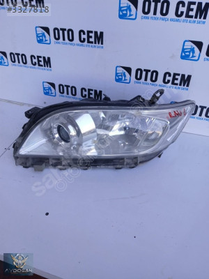 OTO CEM'DEN ÇIKMA TOYOTA RAV4 SOL FAR (2012)