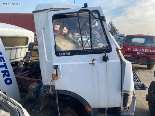 İVECO 80/12 120/14 ÇIKMA SAĞ KAPI