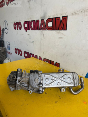 VW Caddy Jetta Passat EGR Valf 03L131512CF Oto Yedek Parça