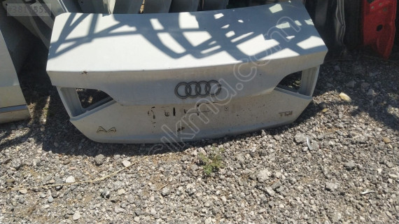 Auıdı A4 arka bagaj kapagı