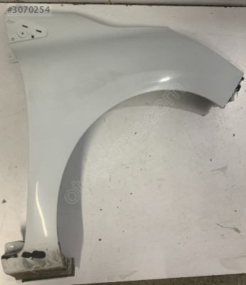 02073 RENAULT CLİO 4 SAĞ ÖN ÇAMURLUK