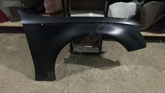AUDİ A4 sağ çamurluk 2012-15 sıfır orjinal