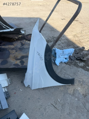 VW TAİGO SAĞ ÖN ÇAMURLUK ÇIKMA ORJİNAL