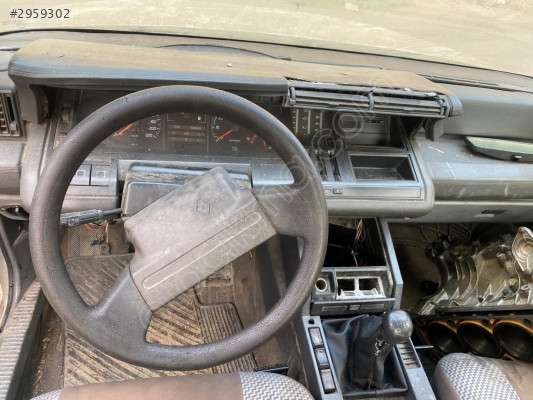RENAULT 25 ÖN KOLTUK TAKIMI , RENAULT 25 ŞÖFÖR KOLTUĞU ,