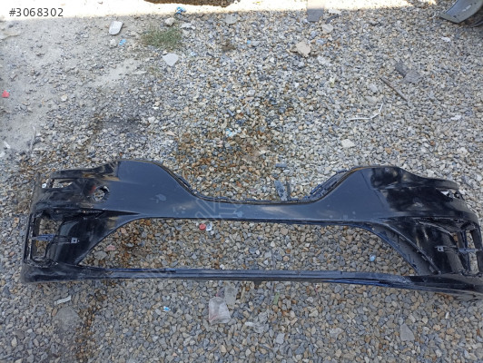 Renault Megane 4 ön tampon yeni kasa