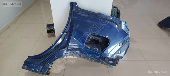 Opel Crossland Sol Arka Çeyrek 2021-2024