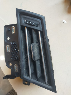 PASSAT B8 ARTEON GÖĞÜS HAVA IZGARASI SOL 3G1819701E