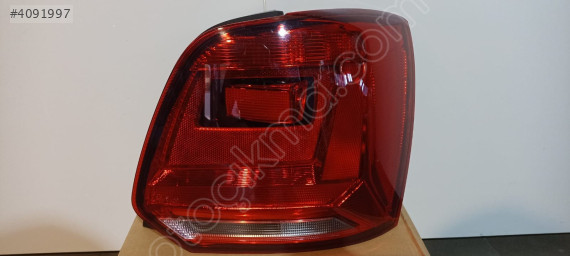 6C0945096 VW POLO 2015-2017 SAĞ STOP LAMBASI