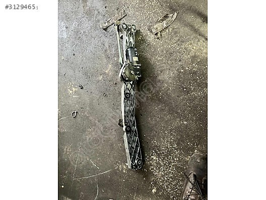 Bmw E 39 5 serisi çıkma silecek mekanizması