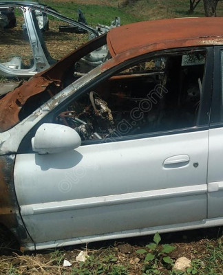 kia rio sol ön kapı