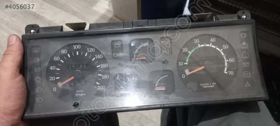 Renault 9 11 gösterge saati