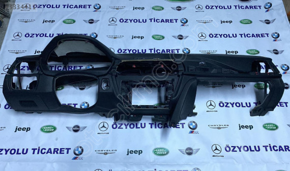 BMW F32 4 Coupe Ön Torpido Göğüs Siyah 9 247 992
