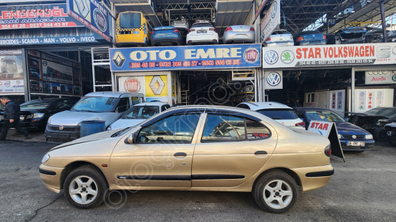 RENAULT MEGANE LAGUNA ORJİNAL ÇIKMA SOL ÖN KAPI