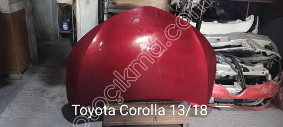 Toyota Corolla çıkma motor kaputu