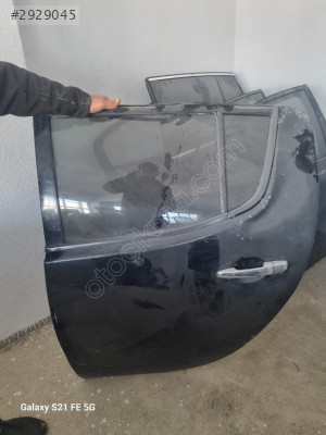 MİTSUBİSHİ L200 SÖKME DOLU SOL ARKA KAPI OMY OTO'DAN