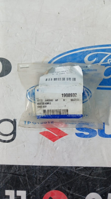 FORD COURİER BAGAJ MENTEŞESİ ORJİNAL ÇIKMA YEDEK PARÇA