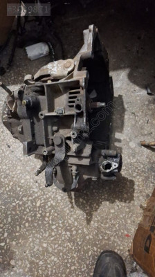 Seat cordova 2000 model  1 6 benzinli  Manuel şağzuman