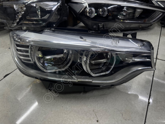 BMW M4 ORJİNAL SAĞ FAR