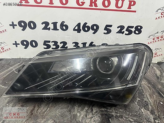 Skoda süperb 2017 sol ön far