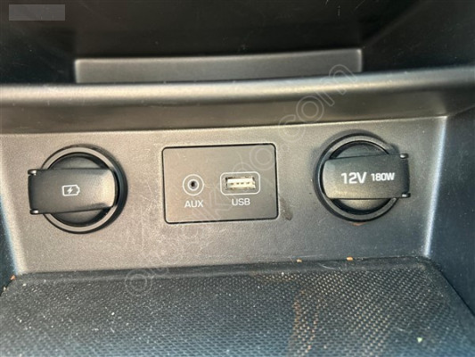 2020 Hyundai Kona Usb Girişi Ve Çakmaklık