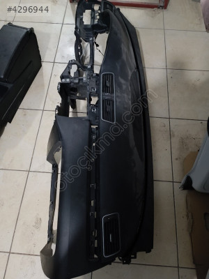 Volkswagen CC göğüs torpido orta konsol