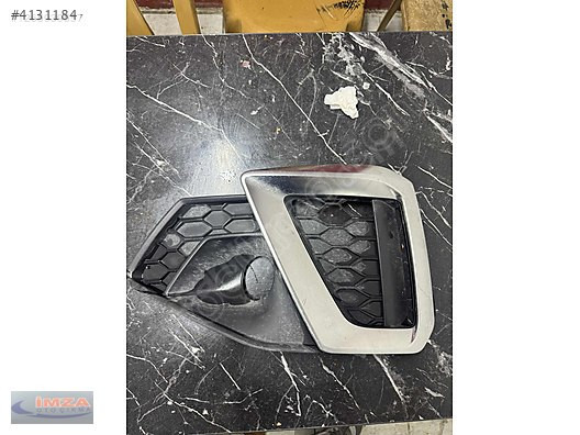 8W0807681AM AUDİ A4 SLİNE SOL SİS ÇERÇEVESİ ORİJİNAL ÇIKMA