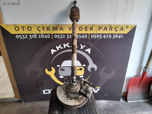 Lada Vega Sağ Ön Taşıyıcı Çıkma Orijinal