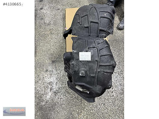 8W0810172B AUDİ A4 SAĞ ARKA TEKER DAVLUMBAZI ORİJİNAL 2018-24